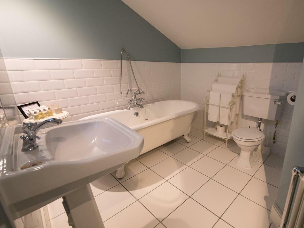 Checkers Pantry With Rooms Монтгомери Экстерьер фото
